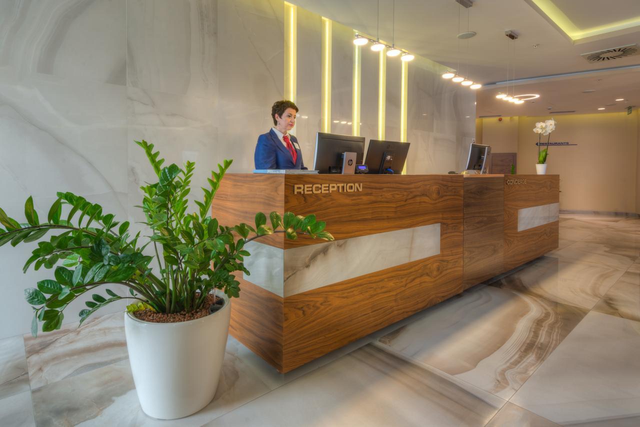 Hotel Adria Будва Екстериор снимка
